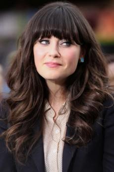   (Zooey Deschanel)