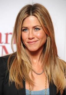   (Jennifer Aniston)
