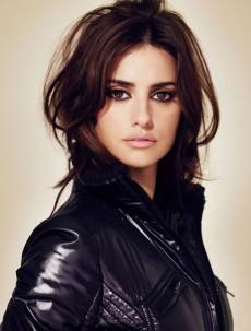   (Penelope Cruz)