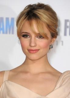  (Dianna Agron)