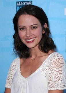   (Amy Acker)