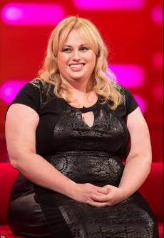   (Rebel Wilson)