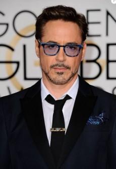   . (Robert Downey Jr.)