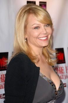  Β (Gail O'Grady)